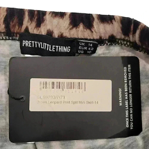 PrettyLittleThing Brown Leopard Print Split Mini Skirt for Sexy Looking Girls - Picture 4 of 9